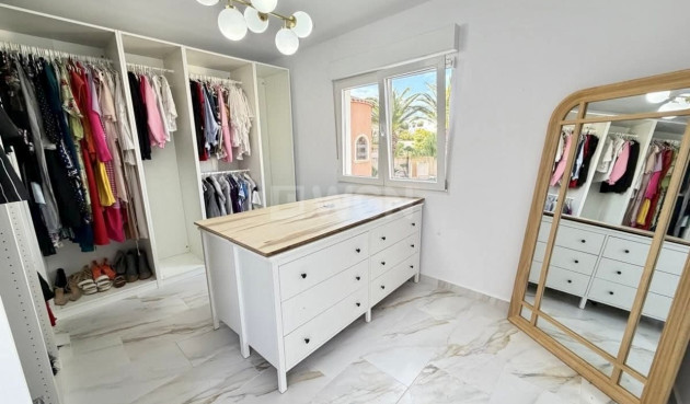 Resale - Villa - Villamartin - Costa Blanca