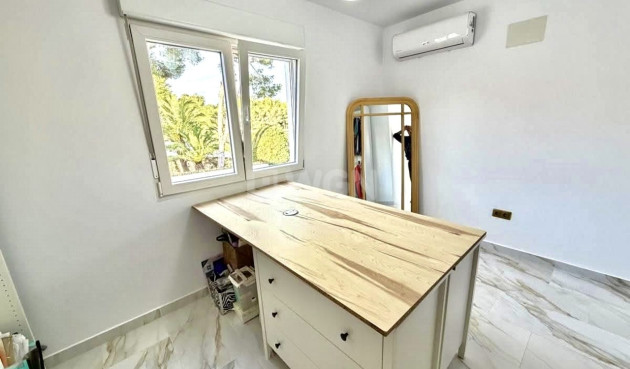 Resale - Villa - Villamartin - Costa Blanca