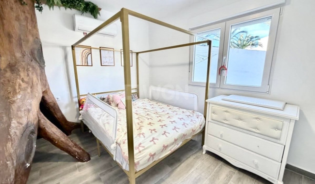 Resale - Villa - Villamartin - Costa Blanca