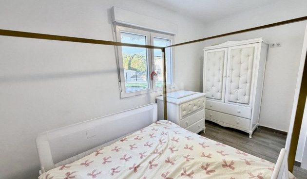 Resale - Villa - Villamartin - Costa Blanca