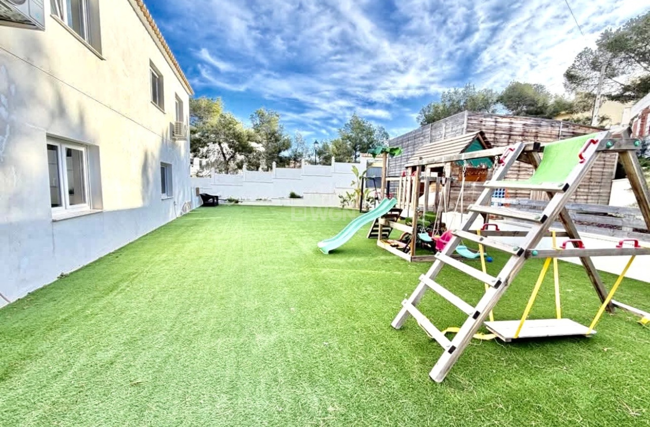 Resale - Villa - Villamartin - Costa Blanca
