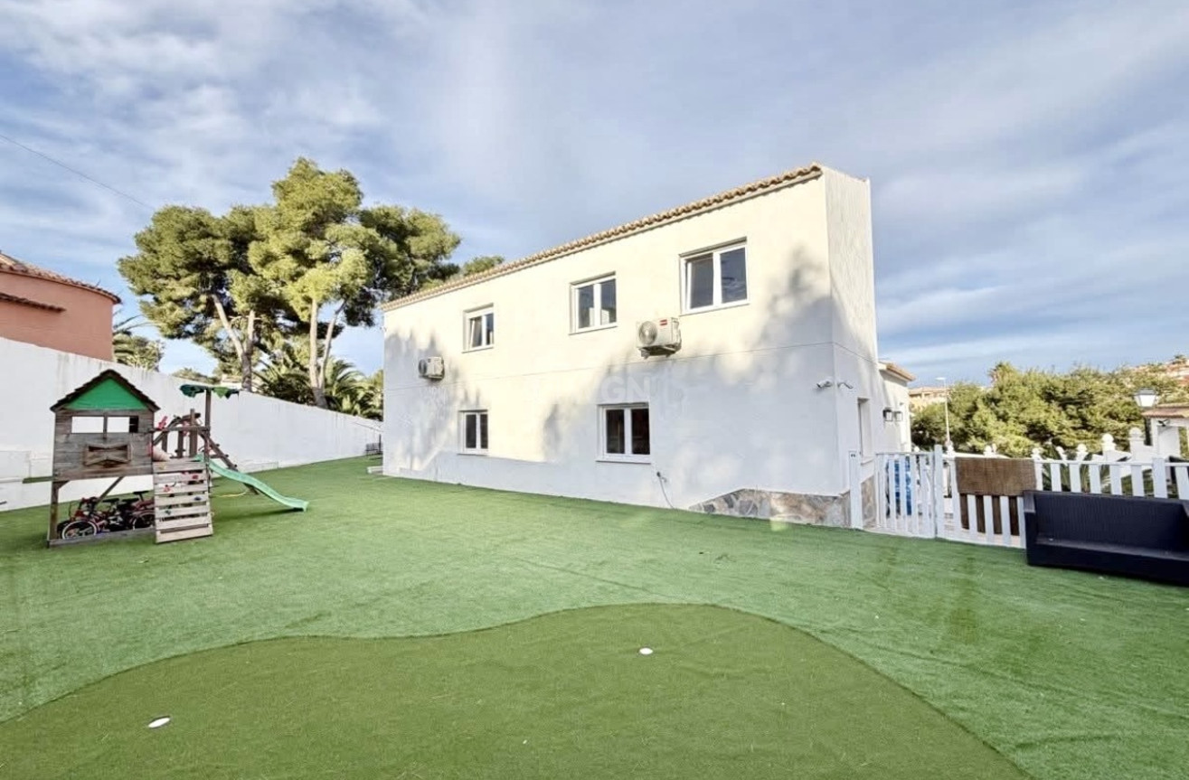 Resale - Villa - Villamartin - Costa Blanca