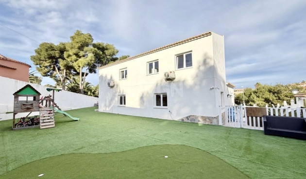 Resale - Villa - Villamartin - Costa Blanca