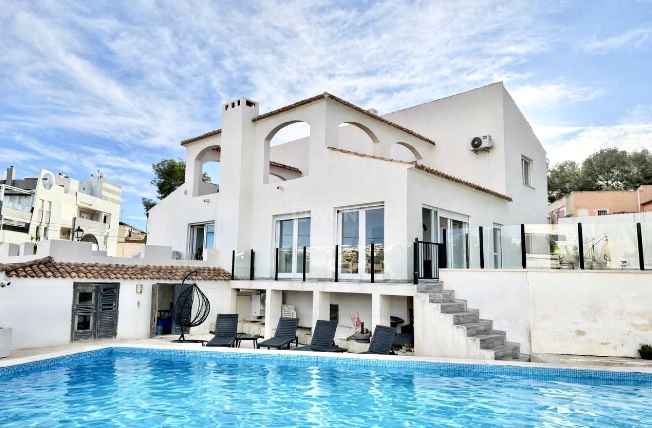 Resale - Villa - Villamartin - Costa Blanca
