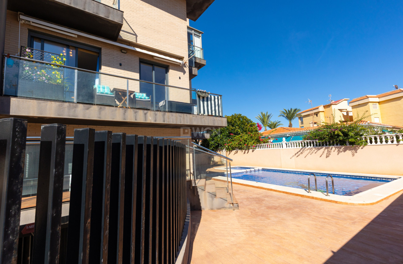 Resale - Apartment / flat - Torrevieja - Costa Blanca