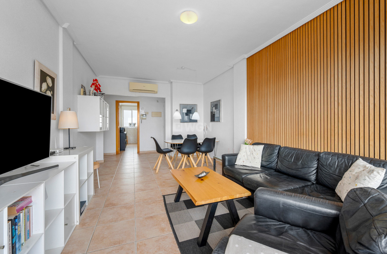 Resale - Apartment / flat - Torrevieja - Costa Blanca