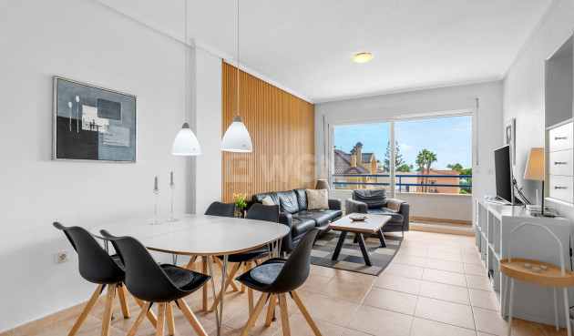 Resale - Apartment / flat - Torrevieja - Costa Blanca