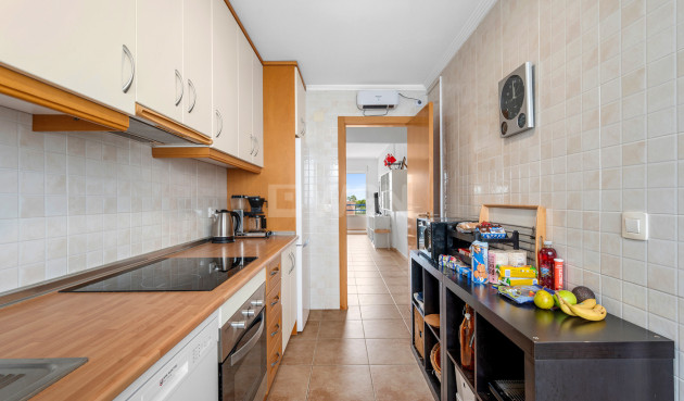 Resale - Apartment / flat - Torrevieja - Costa Blanca