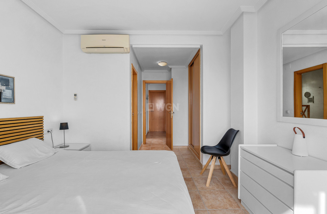 Resale - Apartment / flat - Torrevieja - Costa Blanca