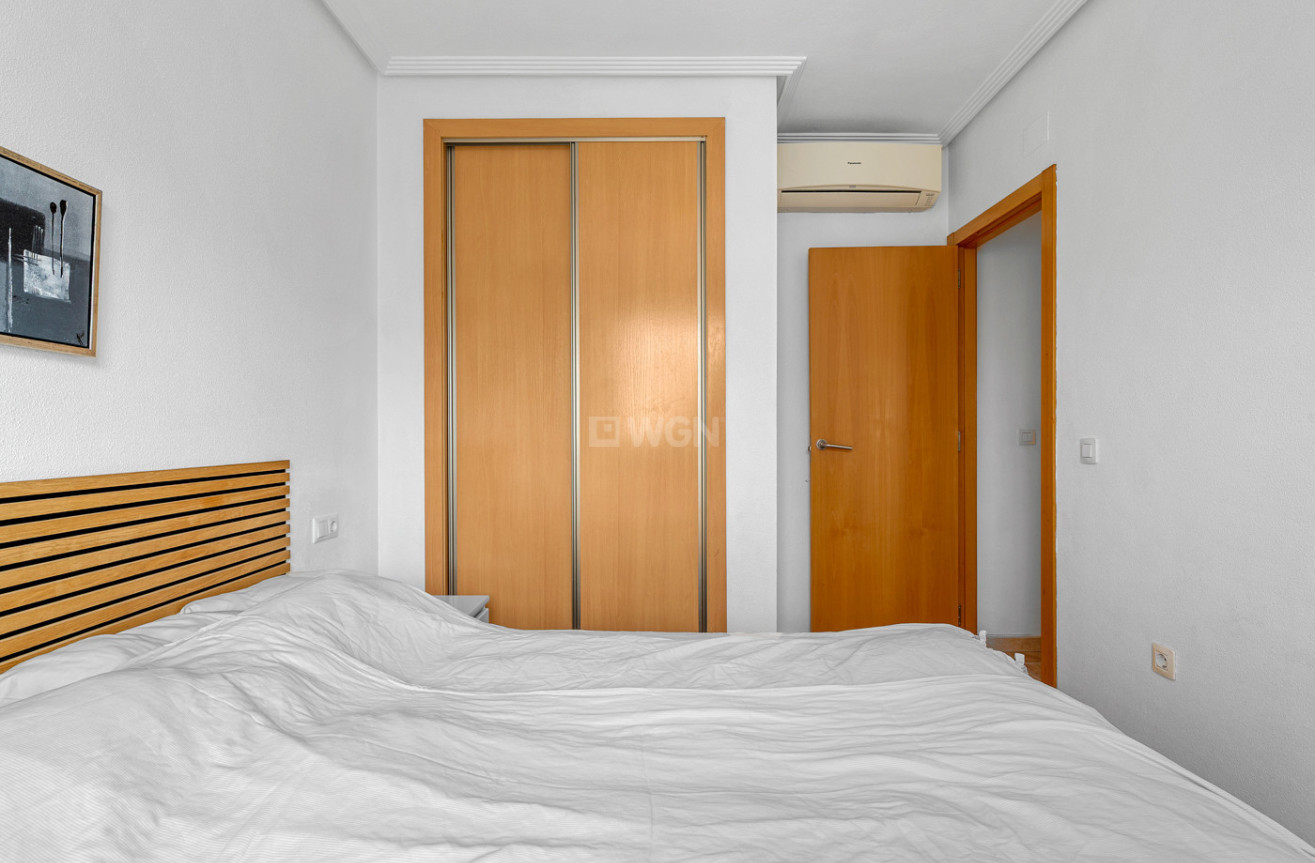 Resale - Apartment / flat - Torrevieja - Costa Blanca