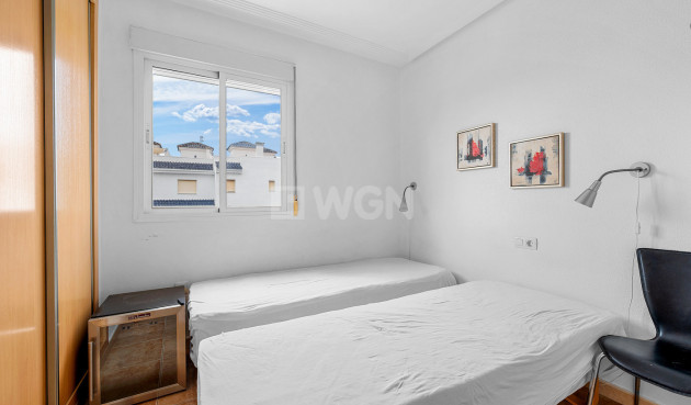 Resale - Apartment / flat - Torrevieja - Costa Blanca