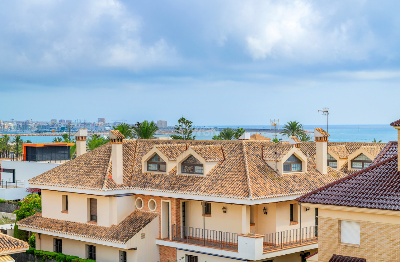 Resale - Apartment / flat - Torrevieja - Costa Blanca