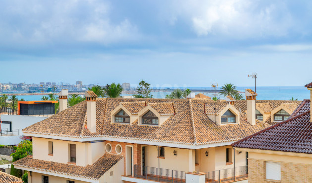 Resale - Apartment / flat - Torrevieja - Costa Blanca