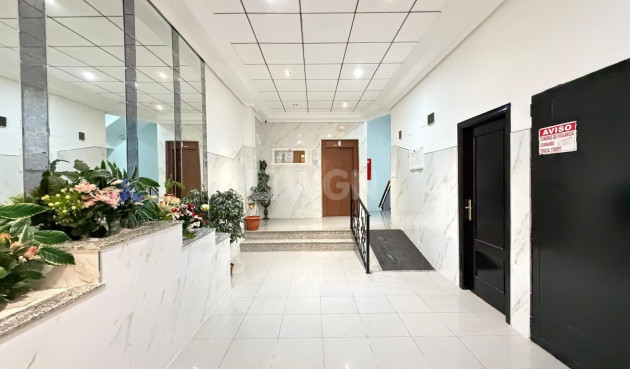 Wiederverkauf - Wohnung - Torrevieja - PARQUE DE LAS NACIONES