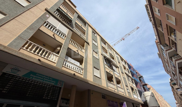 Wiederverkauf - Wohnung - Torrevieja - PARQUE DE LAS NACIONES