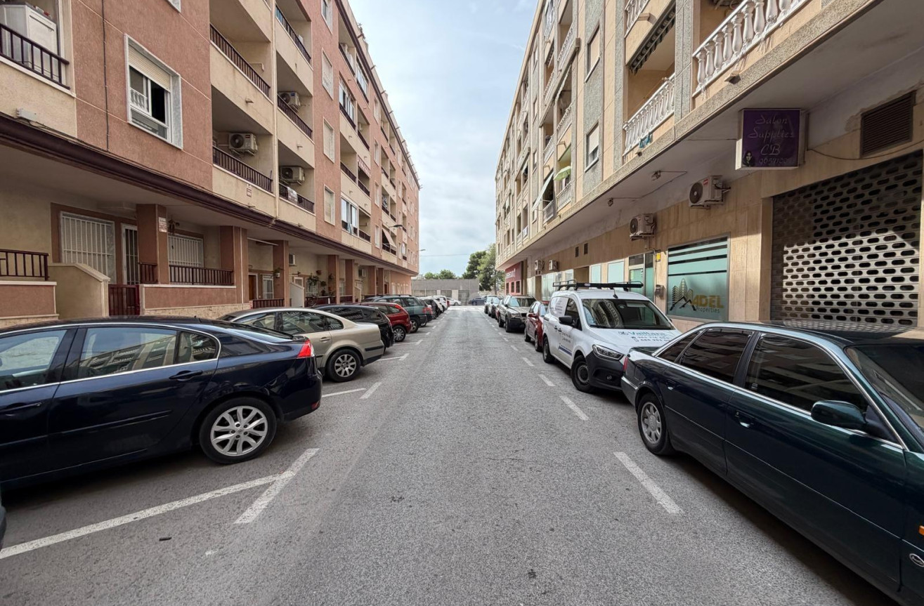 Wiederverkauf - Wohnung - Torrevieja - PARQUE DE LAS NACIONES