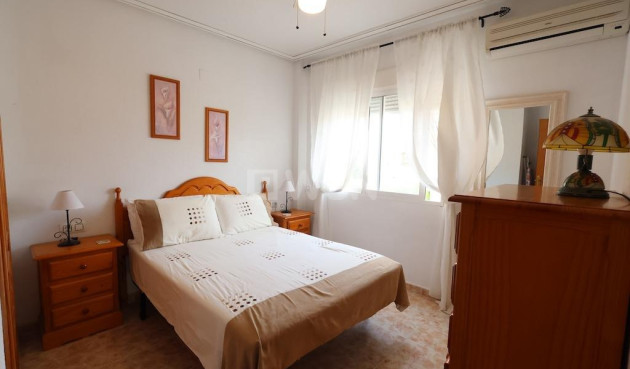 Wiederverkauf - Bungalow - Orihuela Costa - Costa Blanca