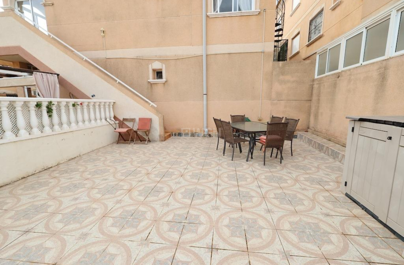 Wiederverkauf - Bungalow - Orihuela Costa - Costa Blanca