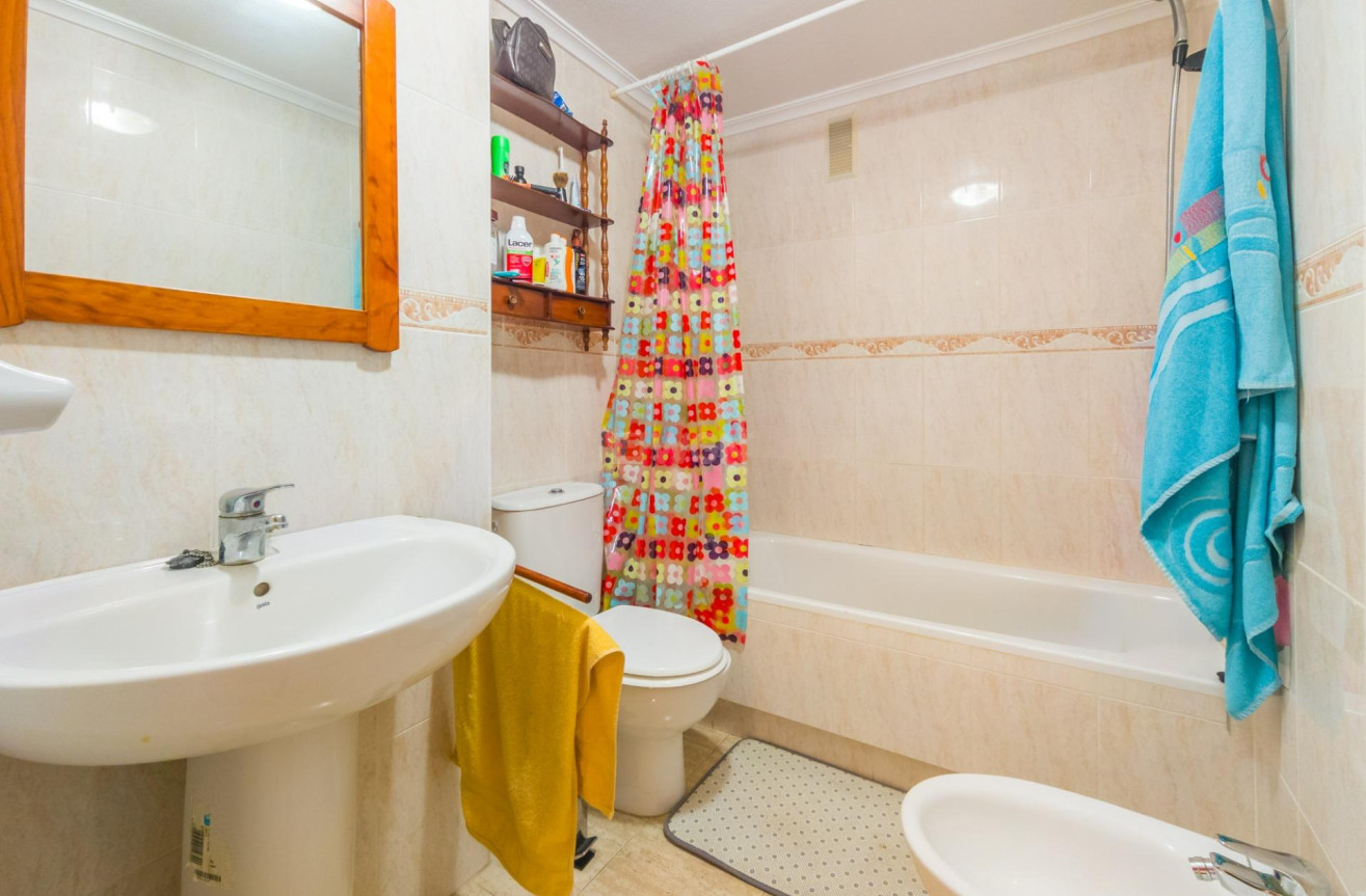 Wiederverkauf - Wohnung - Torrevieja - Acequion