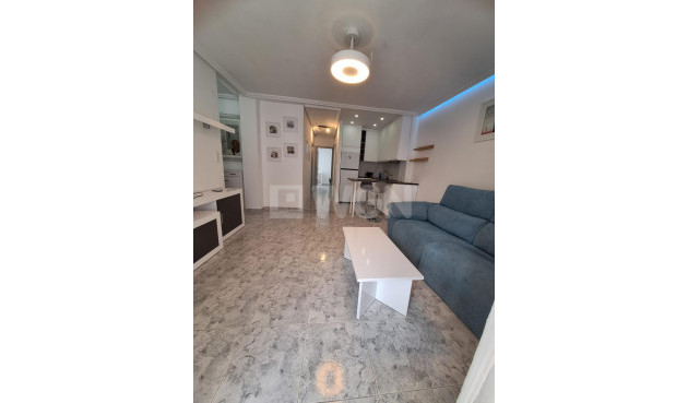 Resale - Apartment / flat - Torrevieja - Nueva Torrevieja
