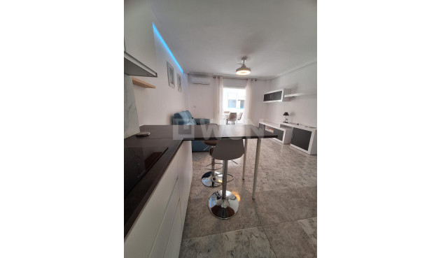 Resale - Apartment / flat - Torrevieja - Nueva Torrevieja