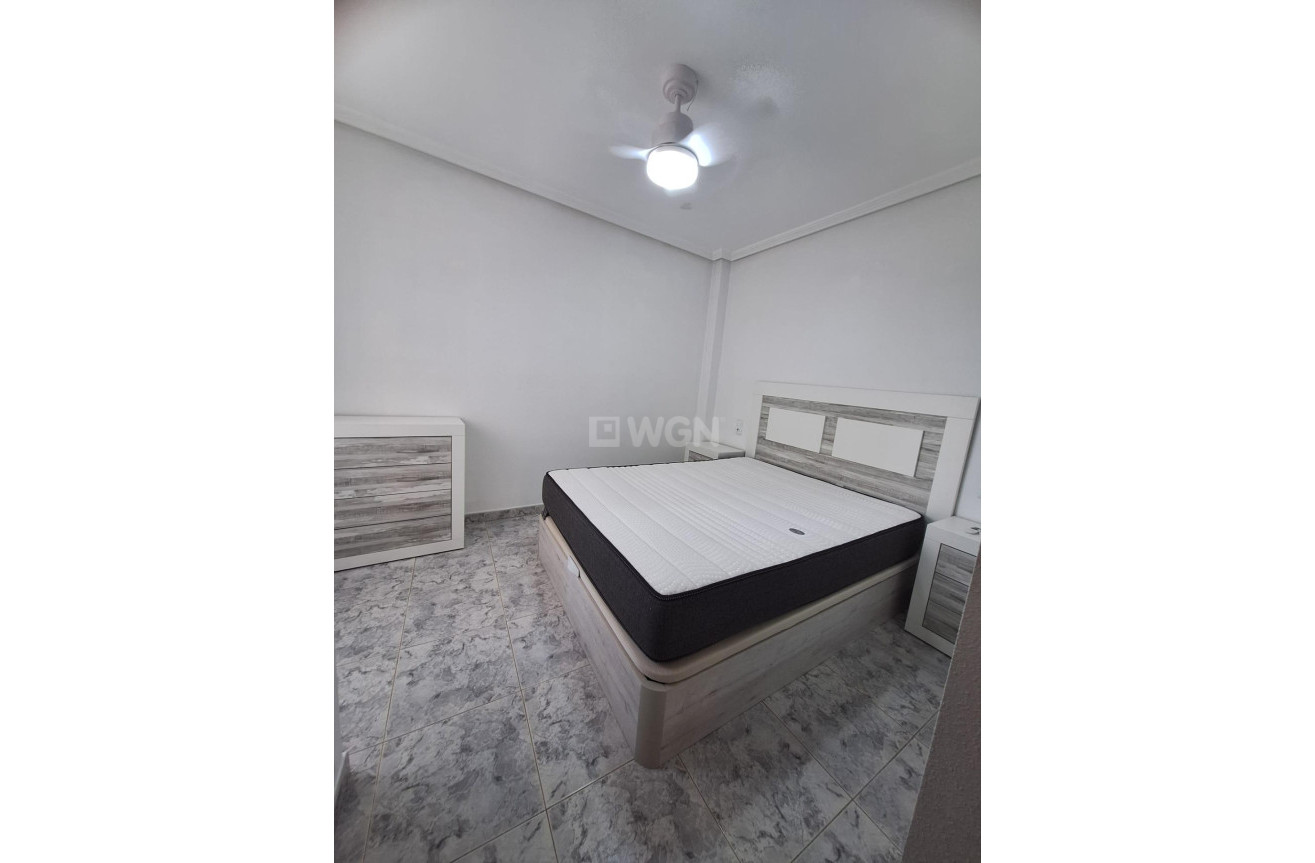 Resale - Apartment / flat - Torrevieja - Nueva Torrevieja