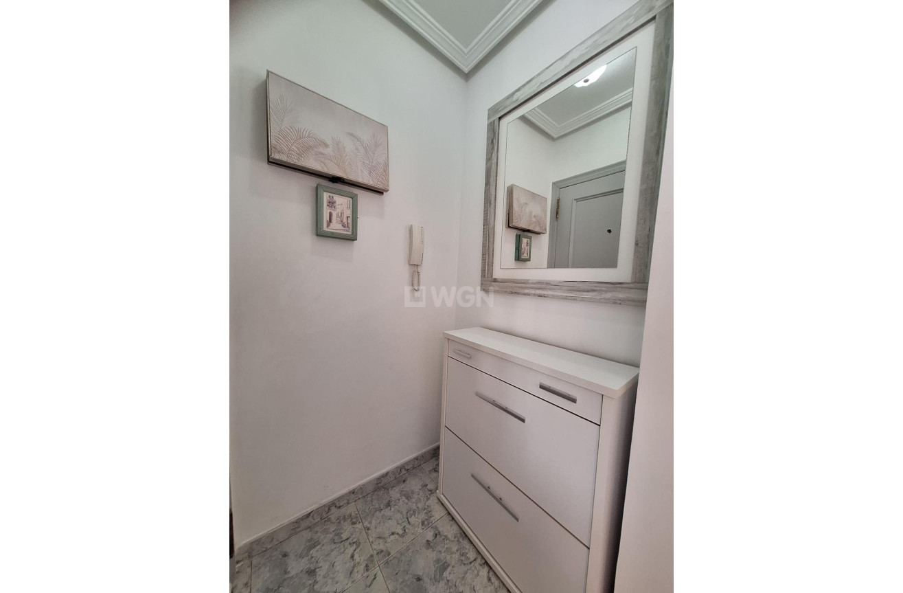 Resale - Apartment / flat - Torrevieja - Nueva Torrevieja
