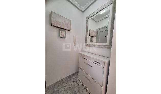 Resale - Apartment / flat - Torrevieja - Nueva Torrevieja