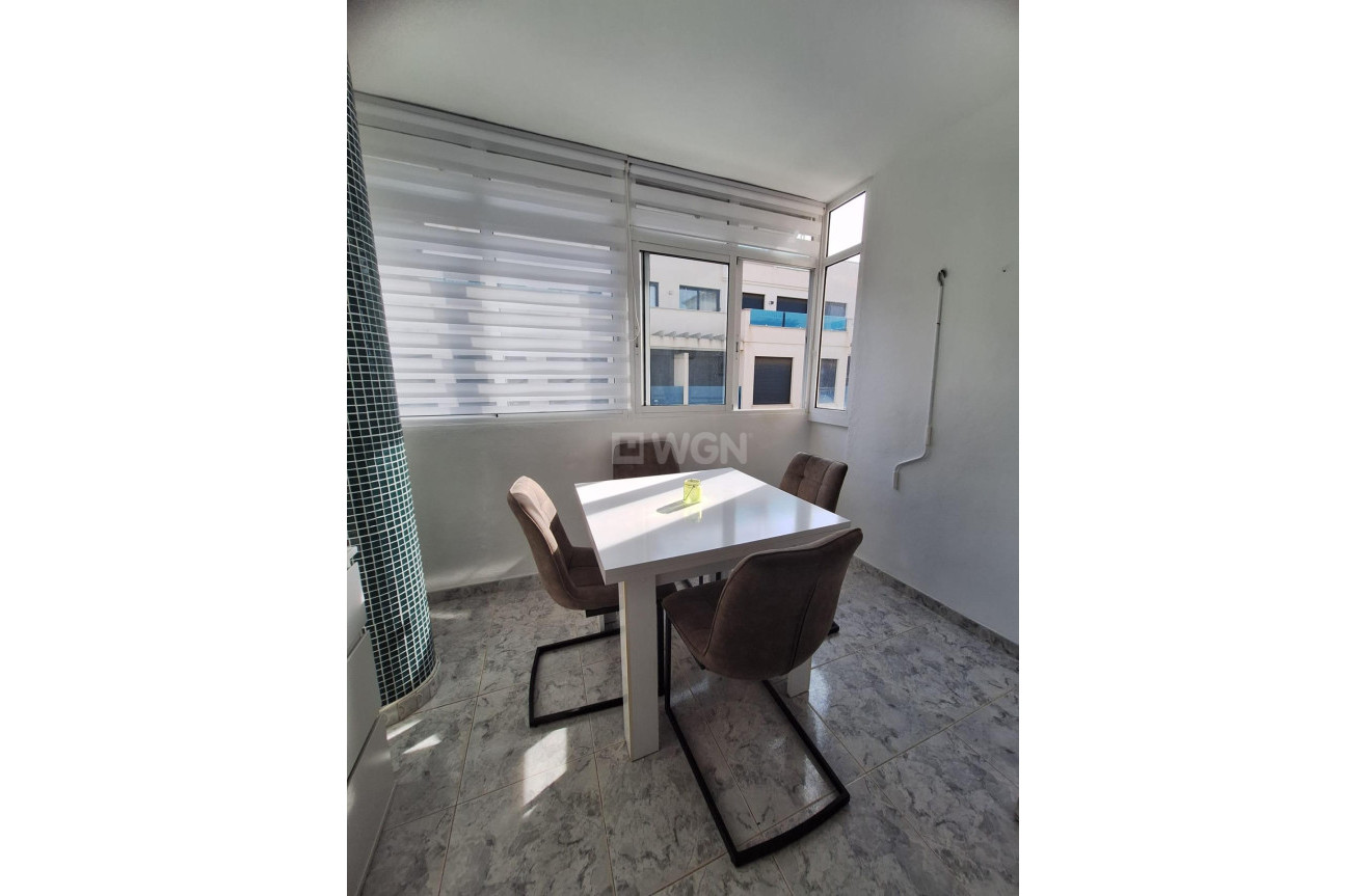 Resale - Apartment / flat - Torrevieja - Nueva Torrevieja