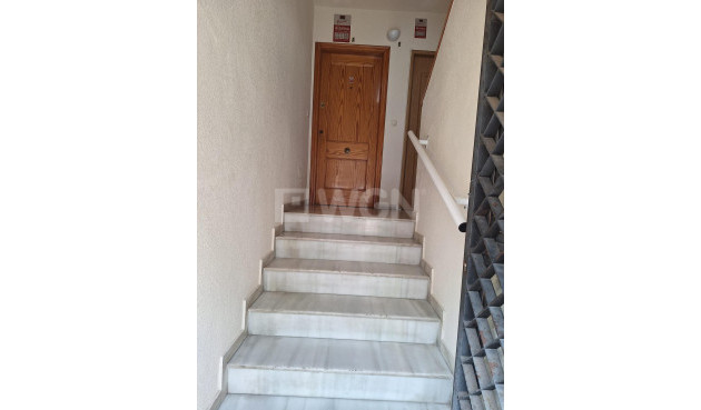 Resale - Apartment / flat - Torrevieja - Nueva Torrevieja