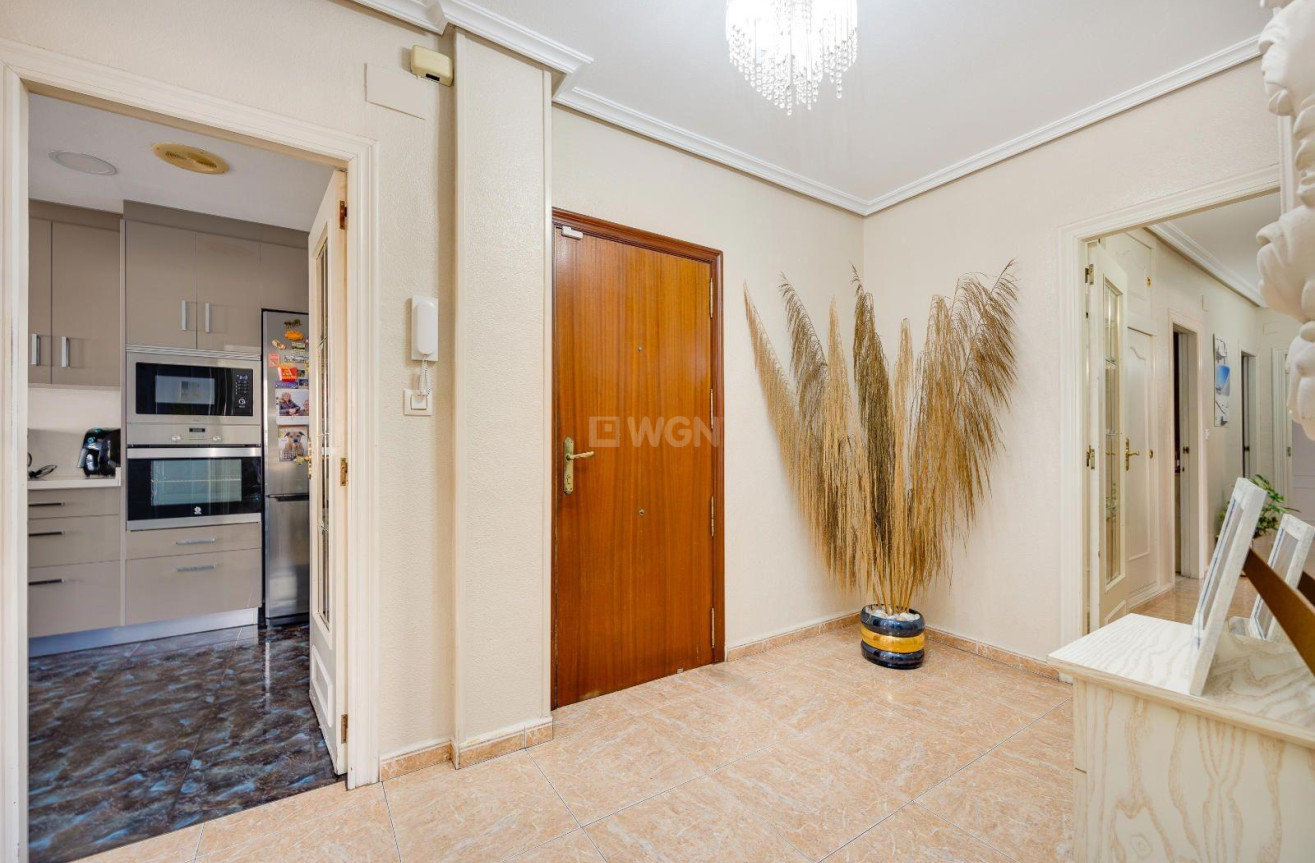 Wiederverkauf - Wohnung - Torrevieja - Centro