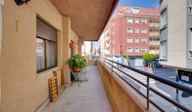 Wiederverkauf - Wohnung - Torrevieja - Centro