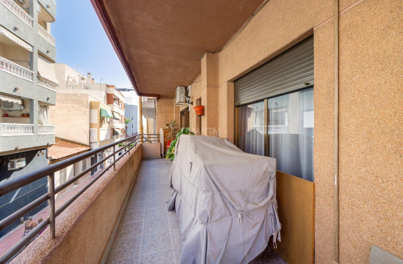 Wiederverkauf - Wohnung - Torrevieja - Centro