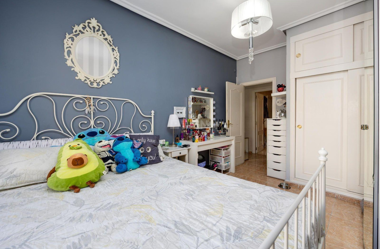 Wiederverkauf - Wohnung - Torrevieja - Centro
