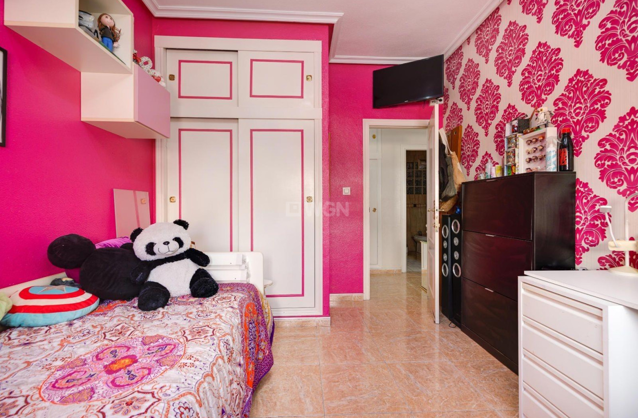 Wiederverkauf - Wohnung - Torrevieja - Centro