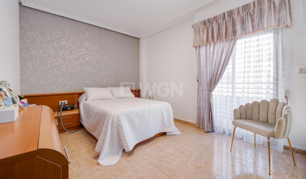 Wiederverkauf - Wohnung - Torrevieja - Centro