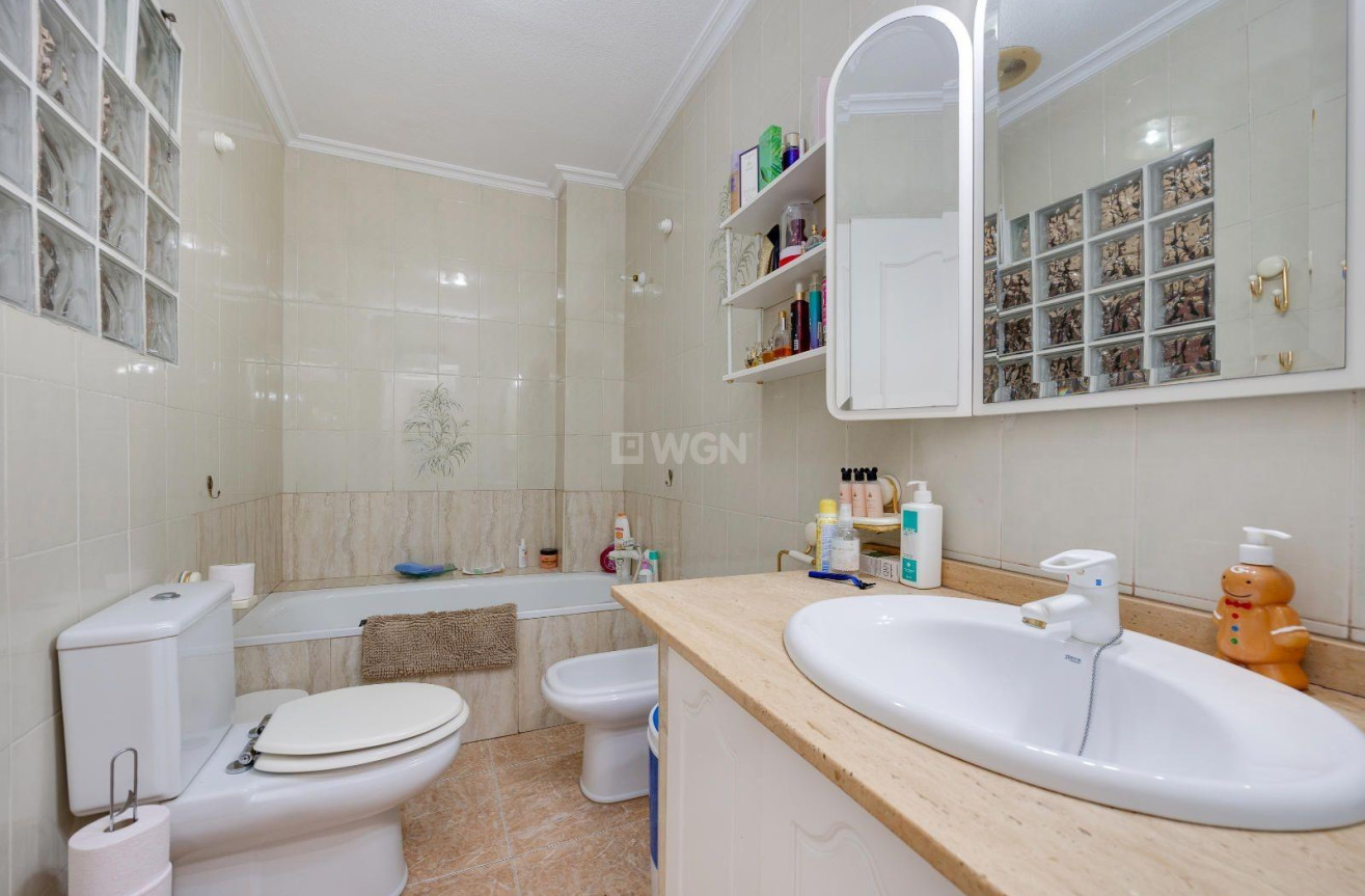 Wiederverkauf - Wohnung - Torrevieja - Centro