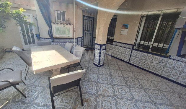 Odsprzedaż - Villa - Torrevieja - Carrefour