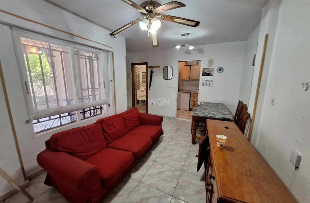 Odsprzedaż - Villa - Torrevieja - Carrefour