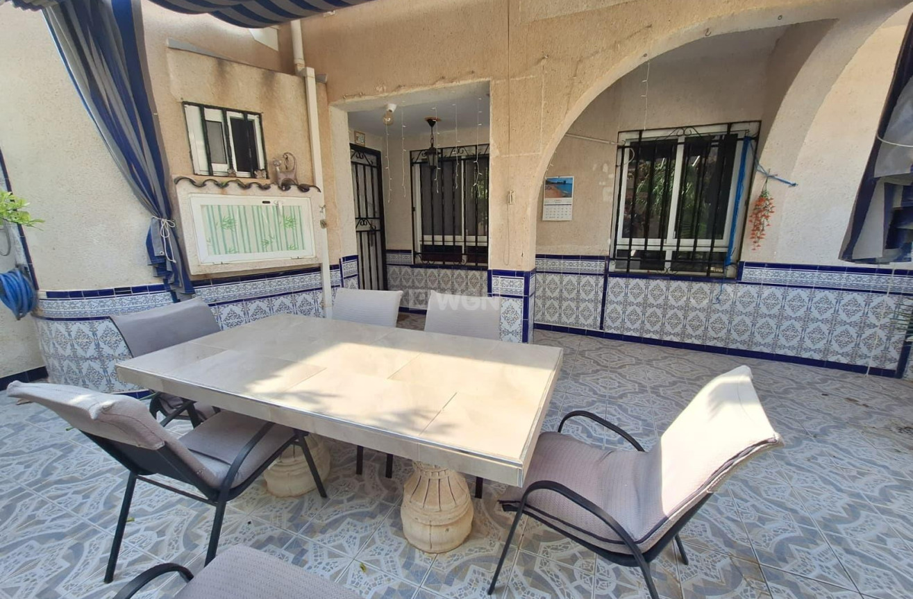 Odsprzedaż - Villa - Torrevieja - Carrefour