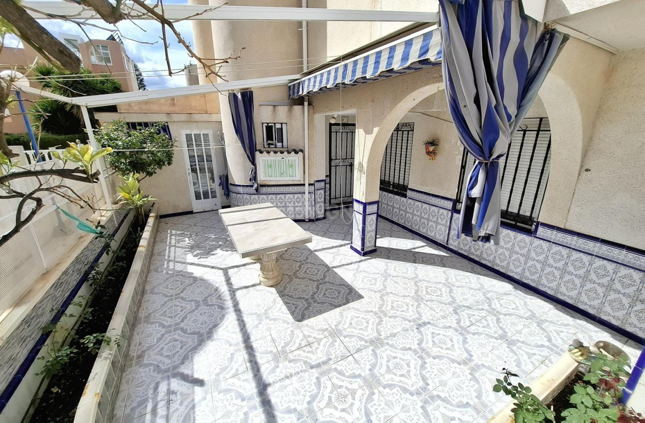 Odsprzedaż - Villa - Torrevieja - Carrefour