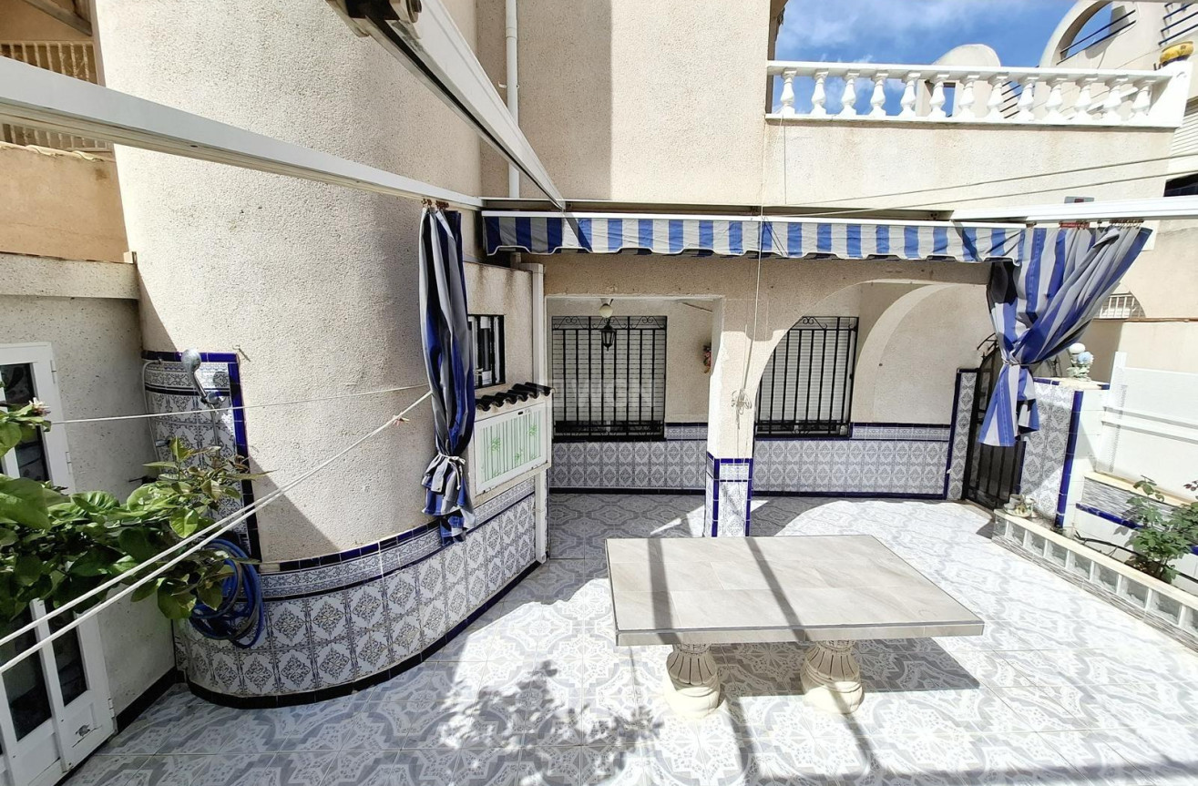 Odsprzedaż - Villa - Torrevieja - Carrefour