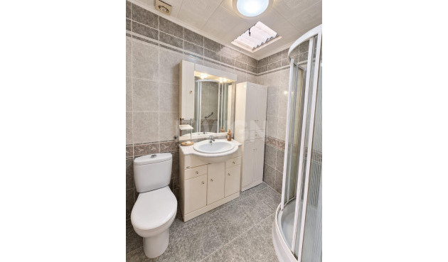 Odsprzedaż - Bungalow - Torrevieja - Torretas