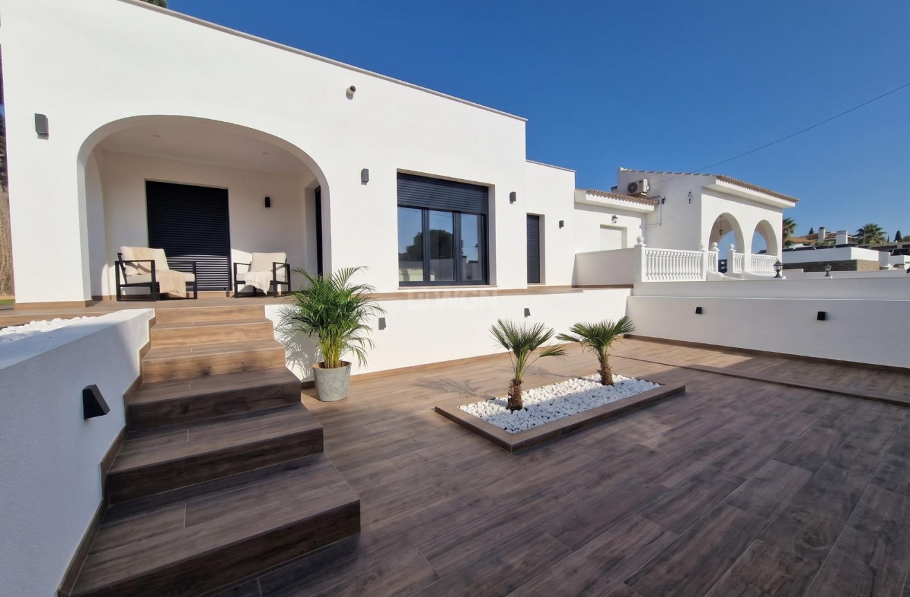Resale - Villa - Torrevieja - Los Balcones - Los Altos del Edén