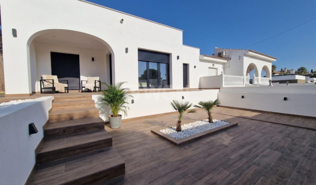 Resale - Villa - Torrevieja - Los Balcones - Los Altos del Edén