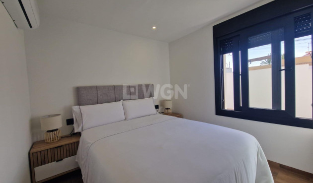 Resale - Villa - Torrevieja - Los Balcones - Los Altos del Edén