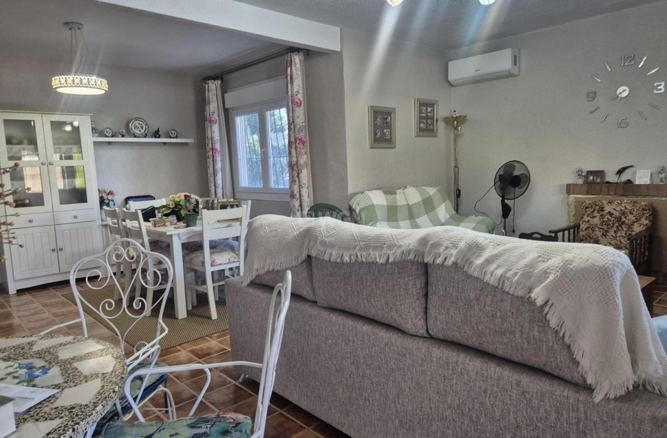 Wiederverkauf - Villa - Torrevieja - Los Balcones - Los Altos del Edén