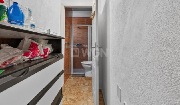 Odsprzedaż - Kamienica - Torrevieja - Costa Blanca