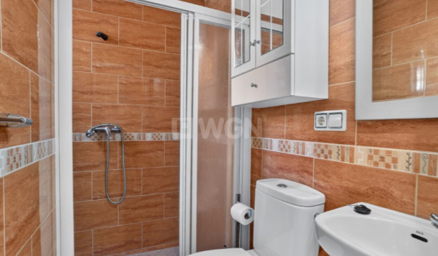Odsprzedaż - Kamienica - Torrevieja - Costa Blanca