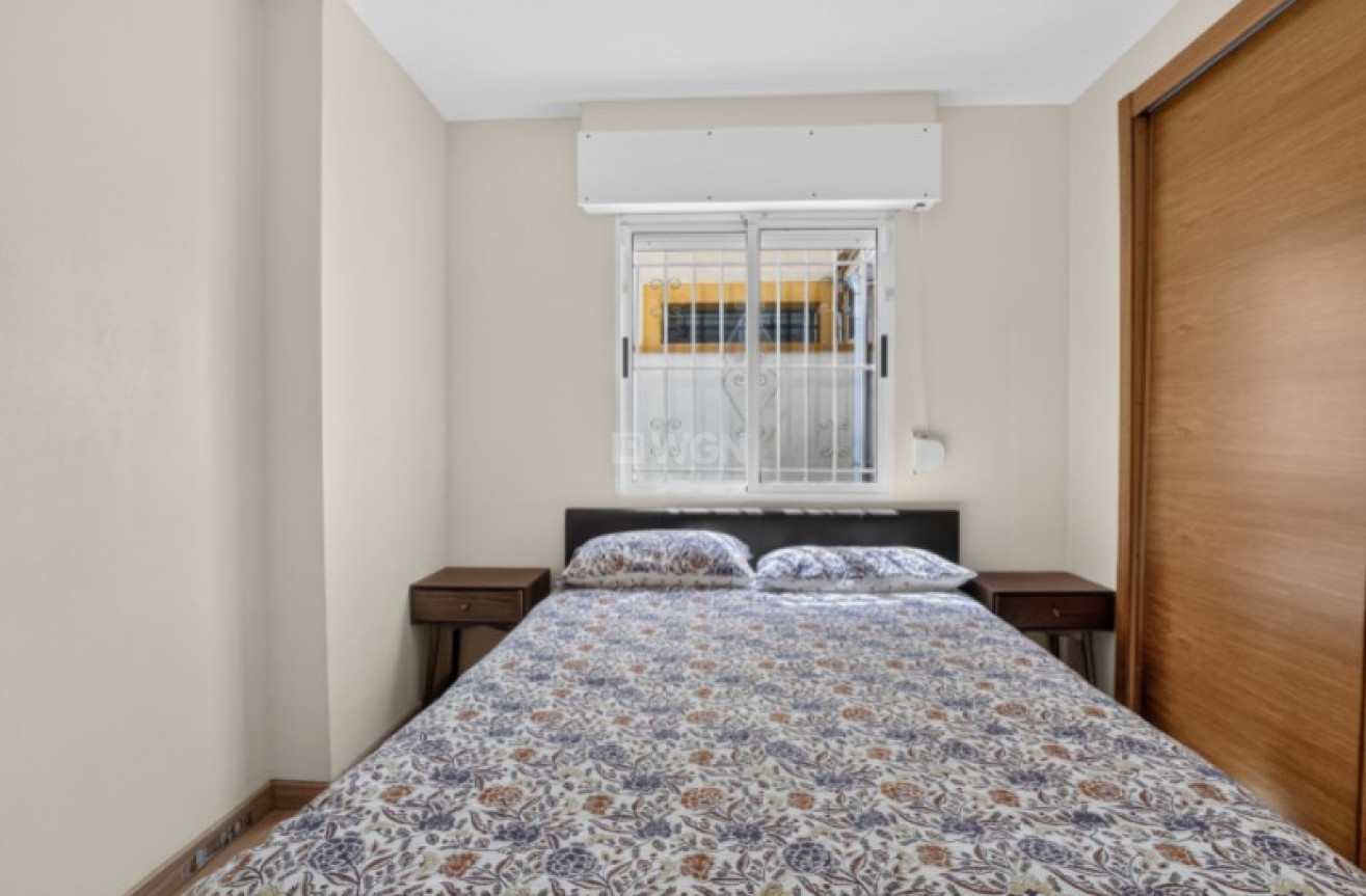 Resale - Townhouse - Torrevieja - Costa Blanca